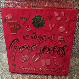 W7 12 Days of Gorgeous Makeup Set - Red